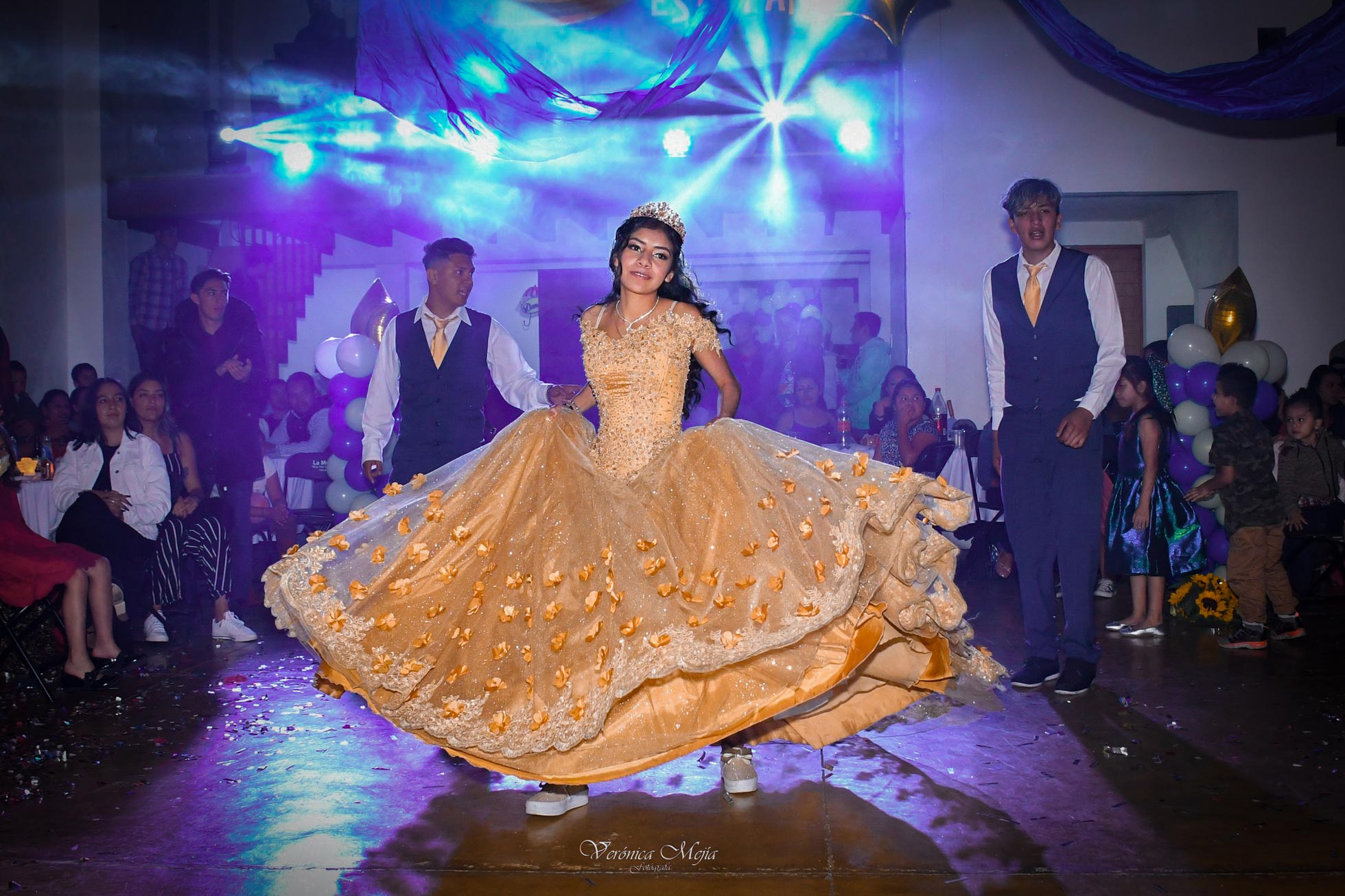 Fotografía de quinceañera